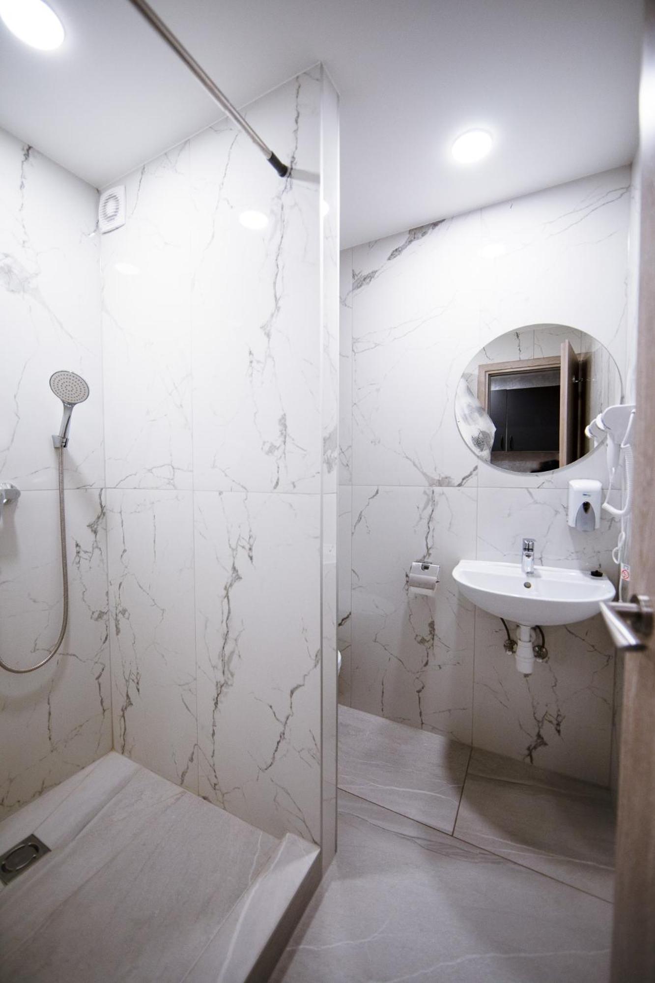 Dzukija Hotel Alytus Kültér fotó